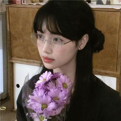 星与月是天上的洞海报